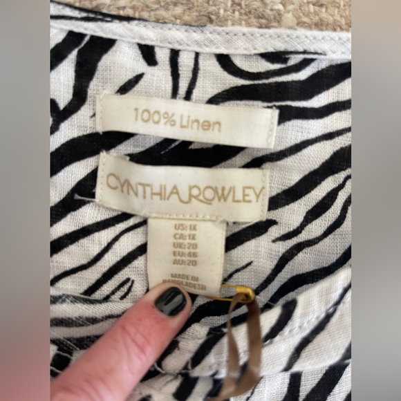Cynthia Rowley Linen Button-Up Tunic Shirt, NWT, Size 1X, Zebra Print - Picture 3 of 5